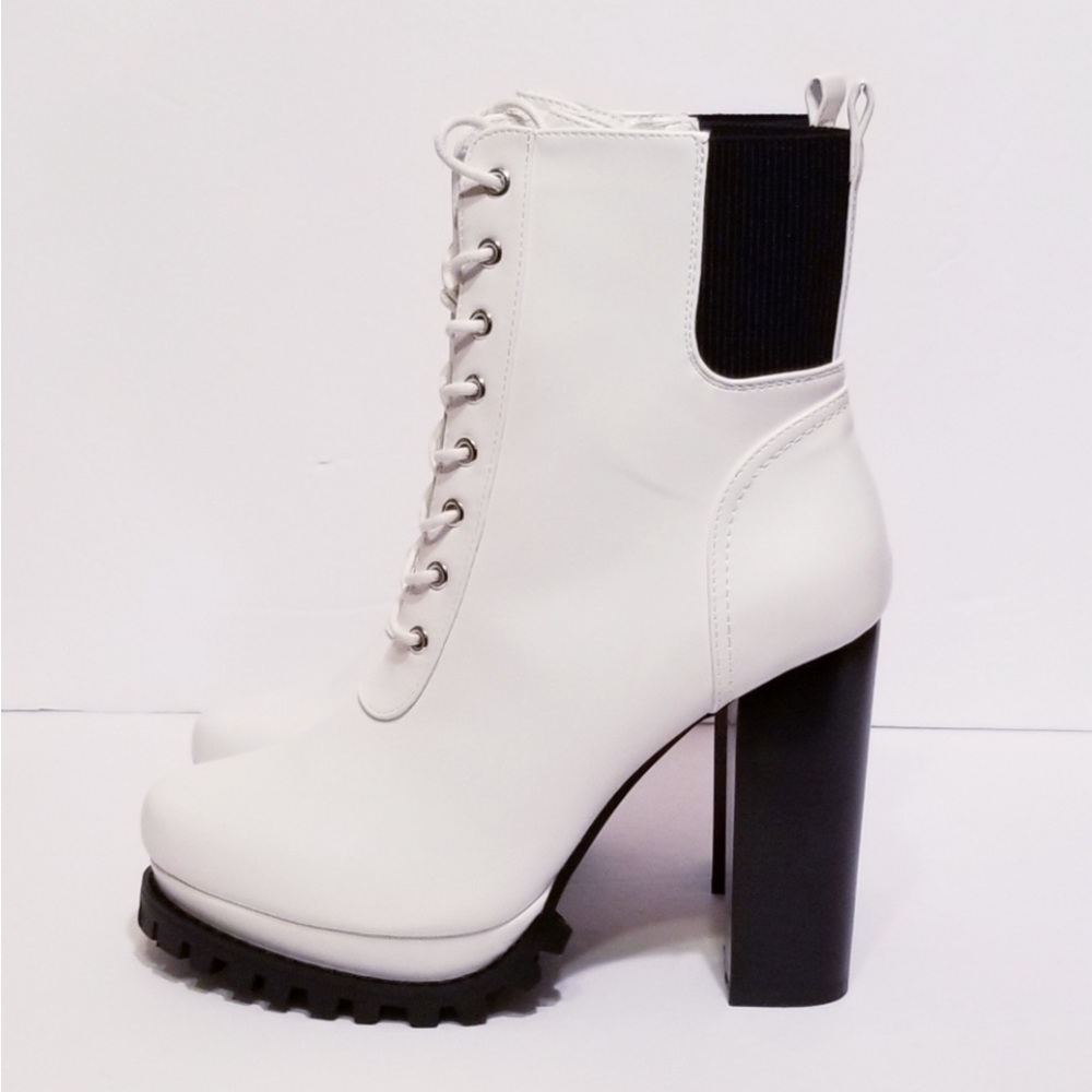 Lace-Up White Ankle Booties with Chunky Heel - Picture 2 of 5